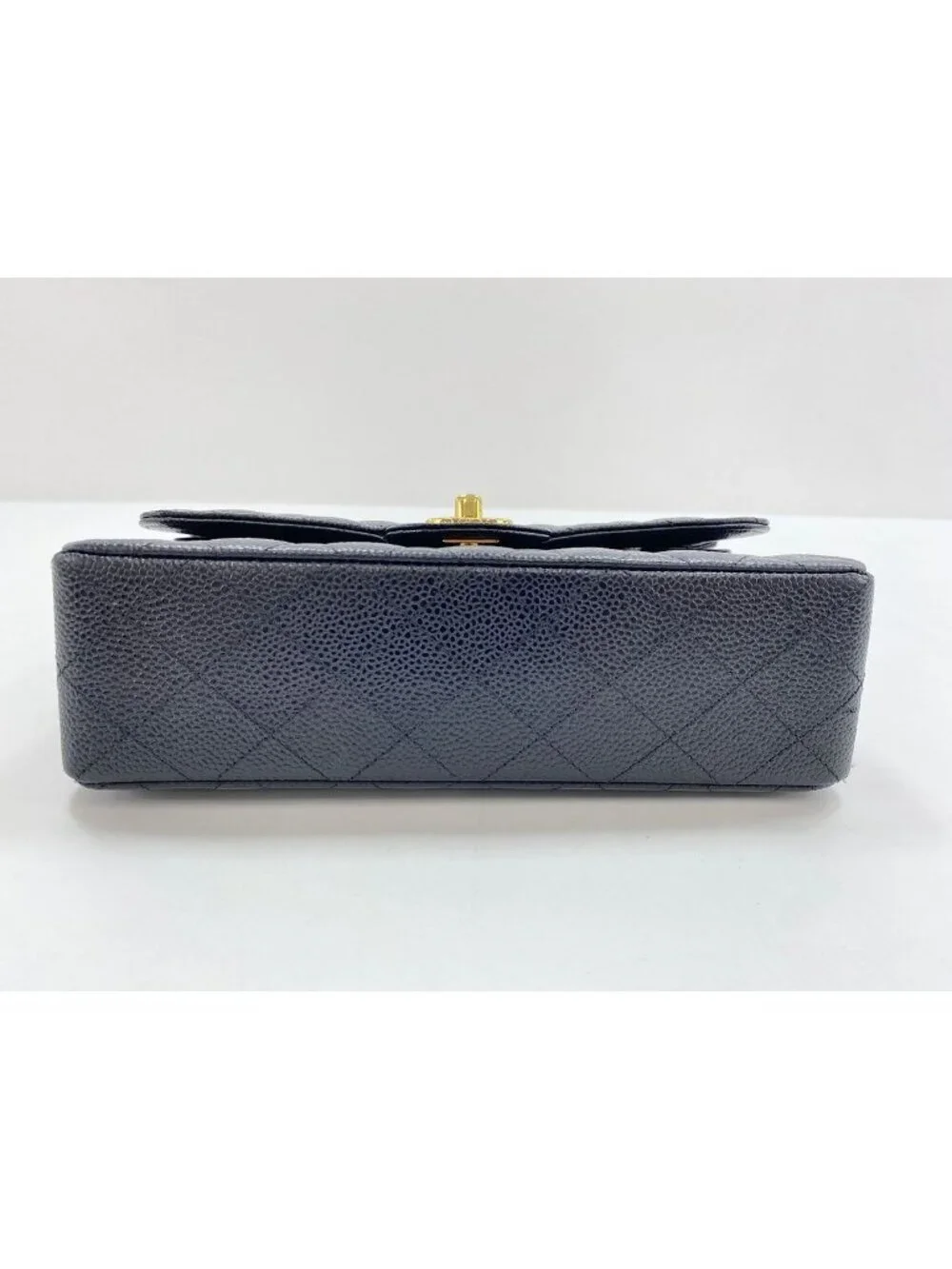 Chanel Shoulder Bag Quilted 23